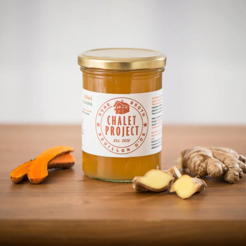 Bouillon d'os de poulet bio au gingembre et curcuma